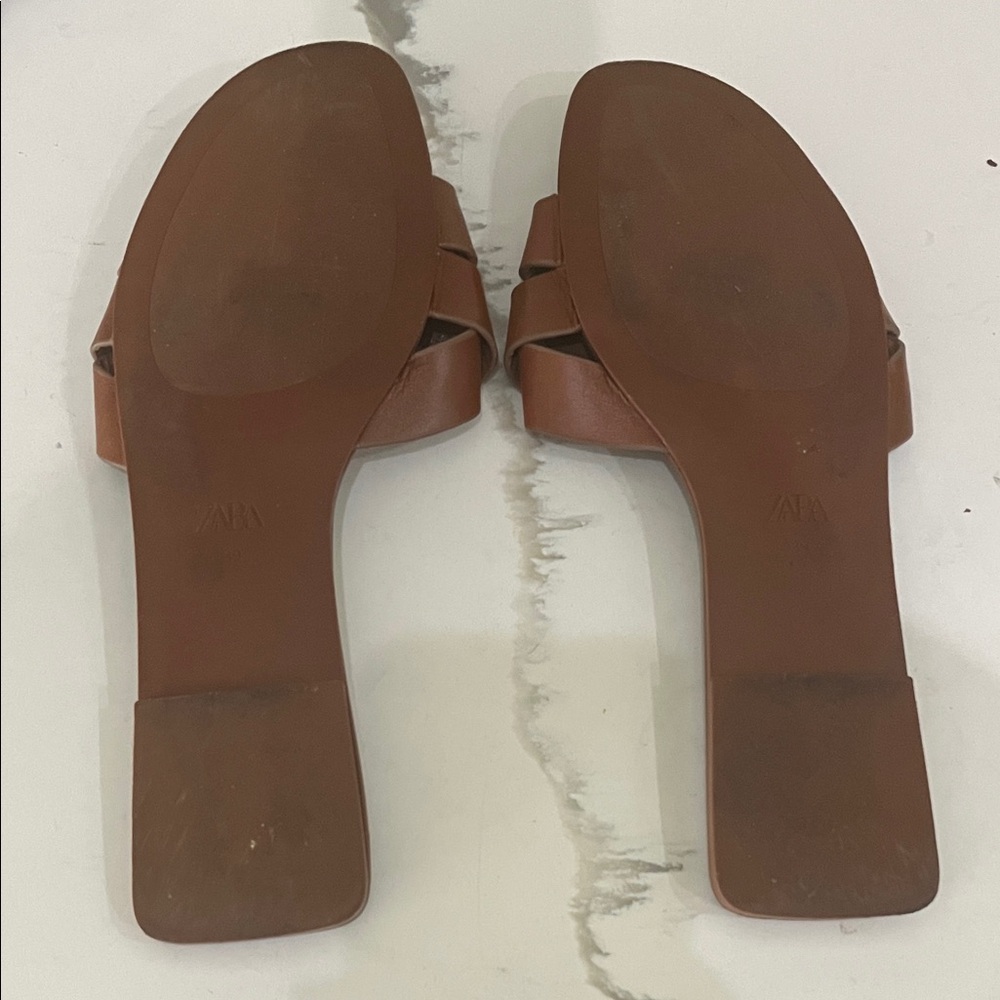 Zara Women's Tan Leather Sandals - Picture 3 of 4